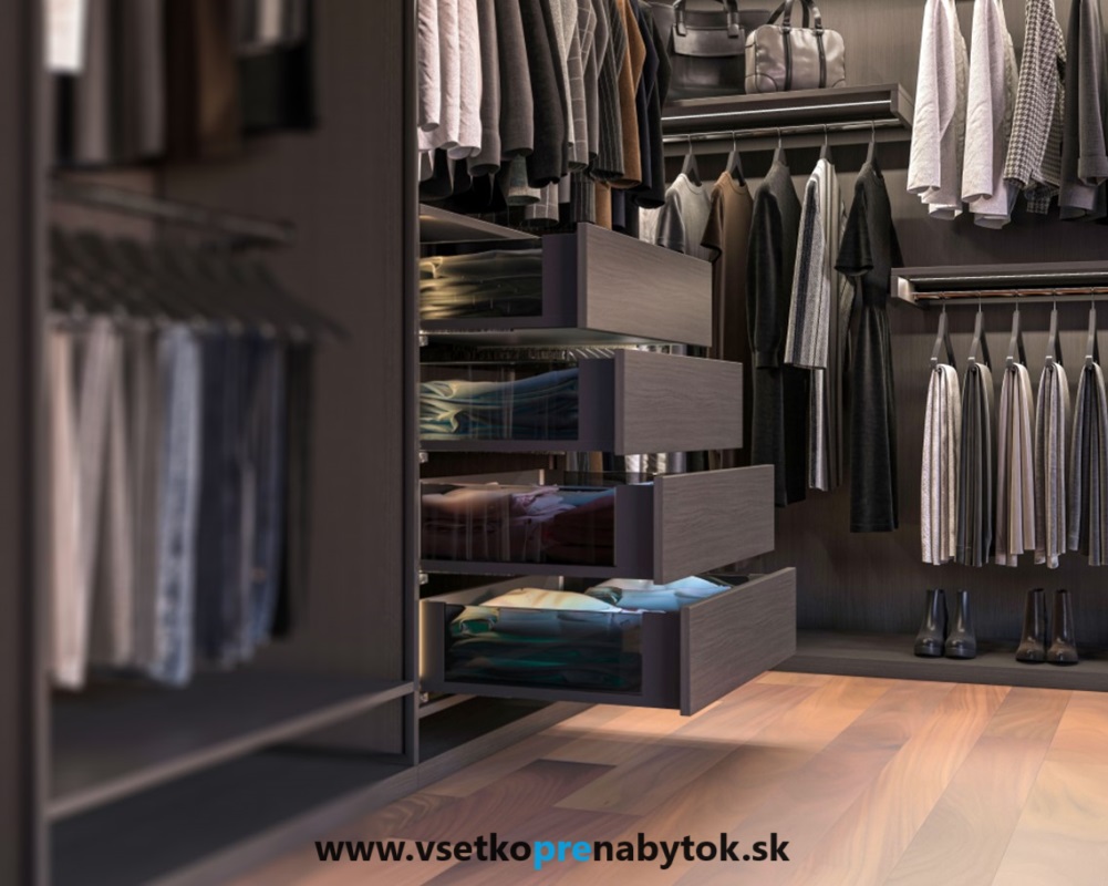 Zásuvka AXIS PRO GLASS "C", výška H-167mm