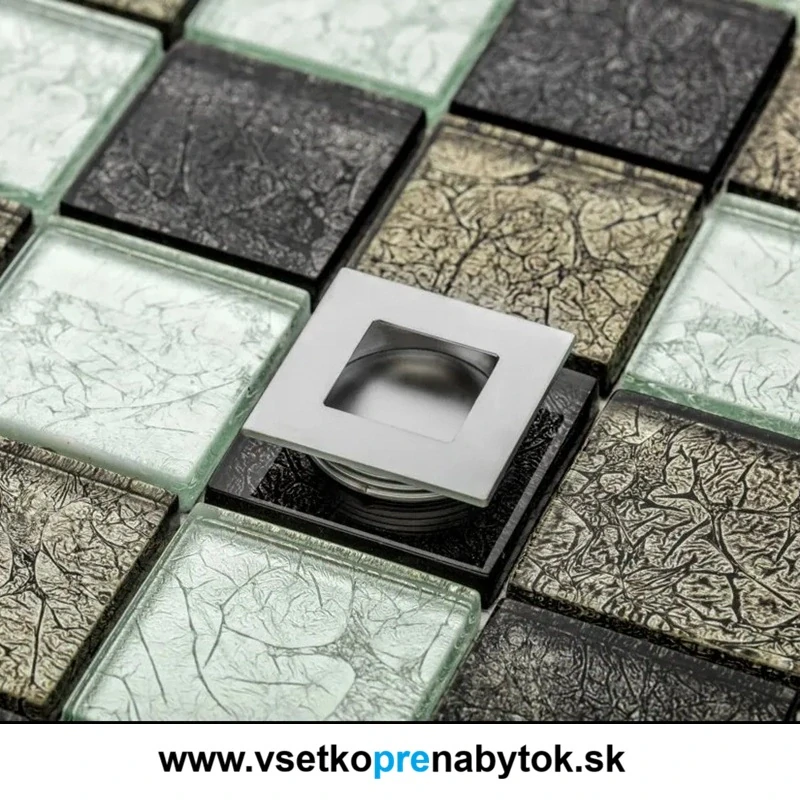 Úchytka zapustená B226