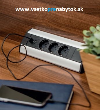 Rohová elektrická zásuvka GTV + USB