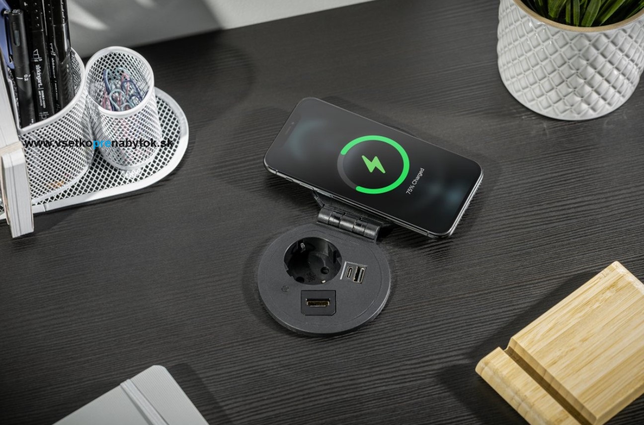 Elektrická zásuvka GTV CHARGER PLUS