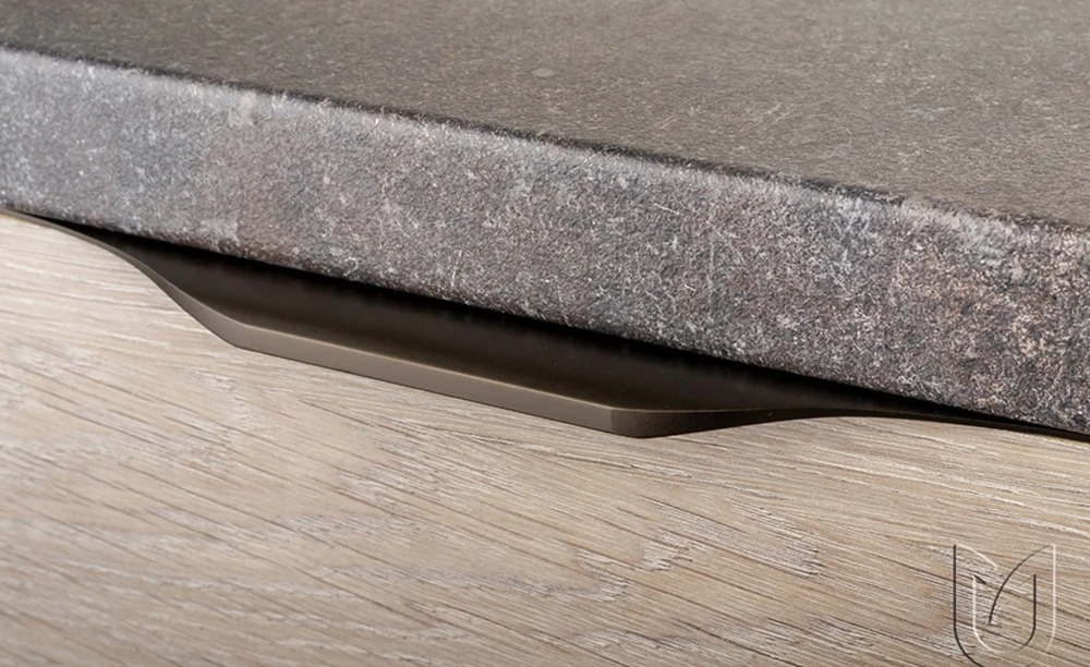   Úchytka ELIZABETH, 1196 mm