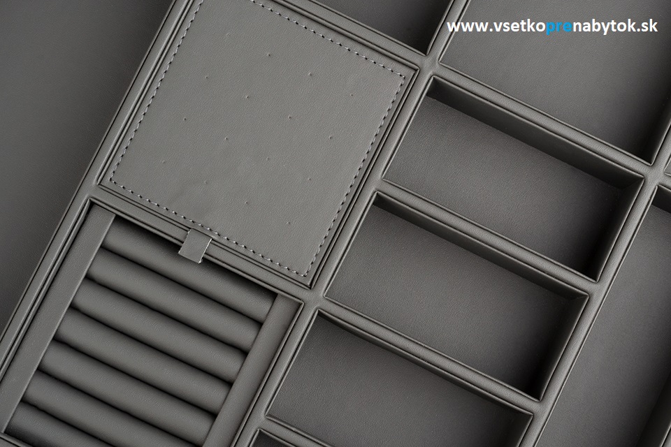  Organizér do zásuvky na šperky