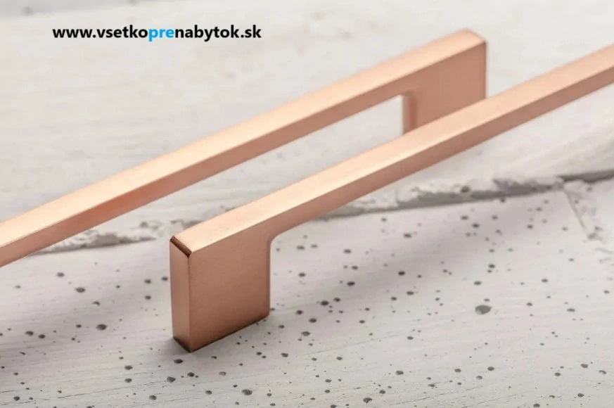 Úchytka UZ-819, 256/289mm