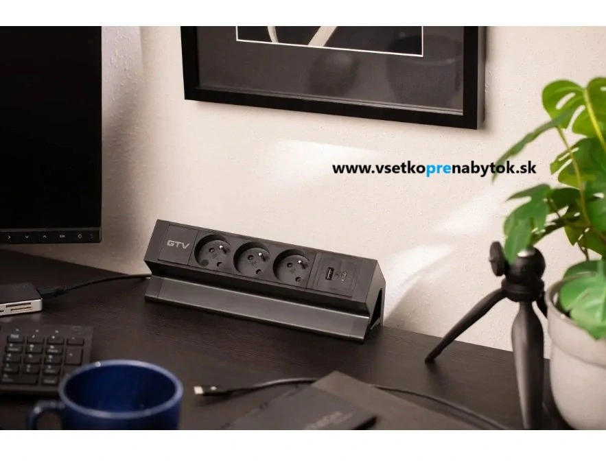 Elektrická zásuvka BASCO, 3x 220V + USB A+C