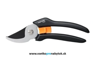 FISKARS záhradné nožnice dvojčepeľové P121